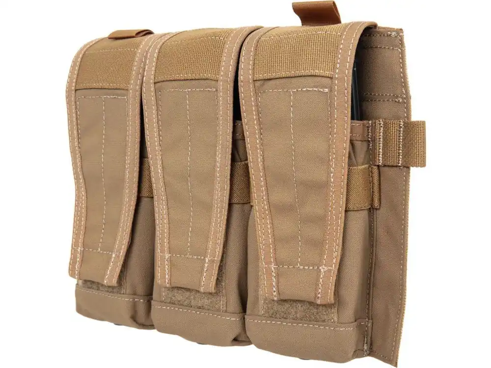 Zásobníkový uzavíratelný panel pro 3x M4\\/M16 na vesty JPC 2.0, AVS nebo FCSK - Coyote Brown, APE Force Gear Časově Omezené