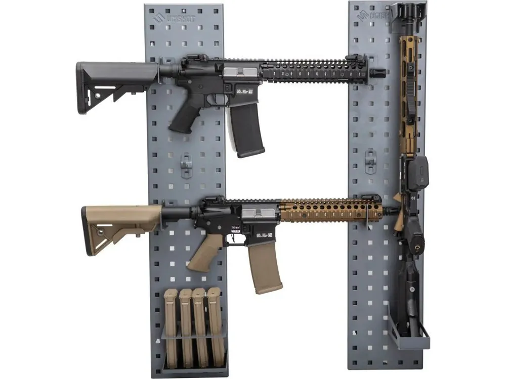 Sezónní Sleva Elegantní stojan pro airsoftové vybavení \\/ zbraně P-1005, Unishot
