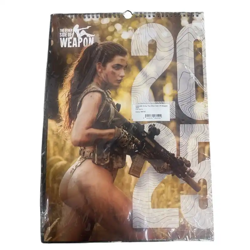 Kalendář dívky The Other Side Of Weapon 2025 Sezónní Sleva