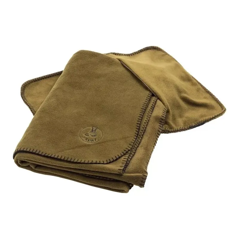 Ihned K Objednání Deka/polštář fleece Tramp ZELENÁ