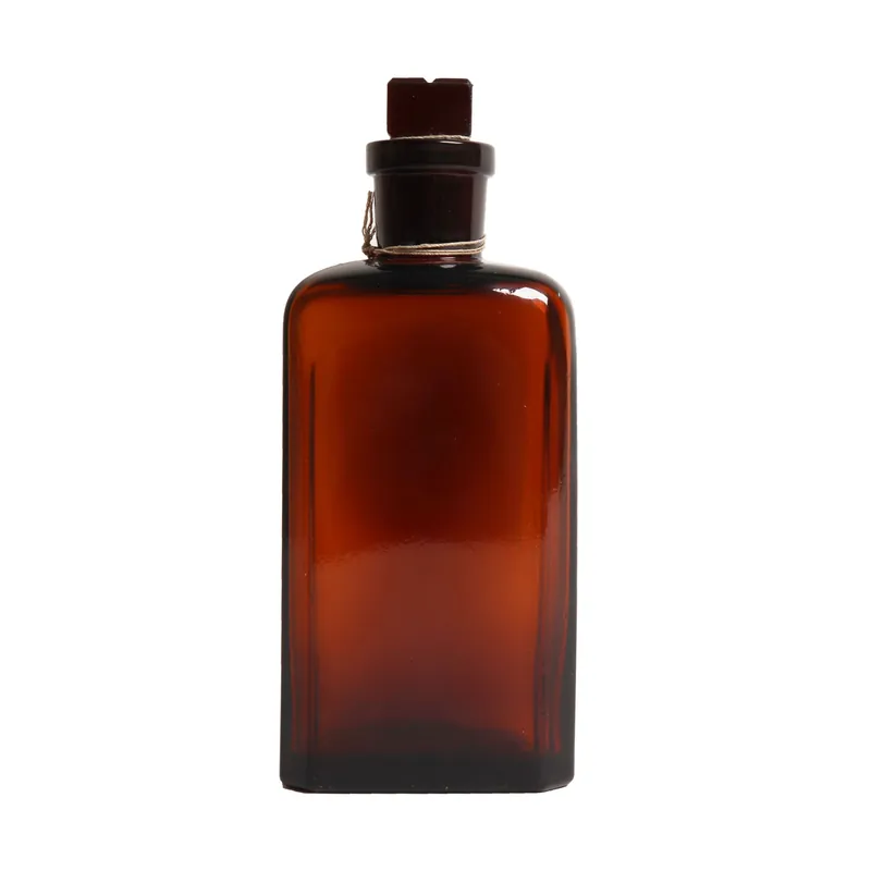 Levný Láhev skleněná hranatá s broušeným hrdlem 250 ml HNĚDÁ