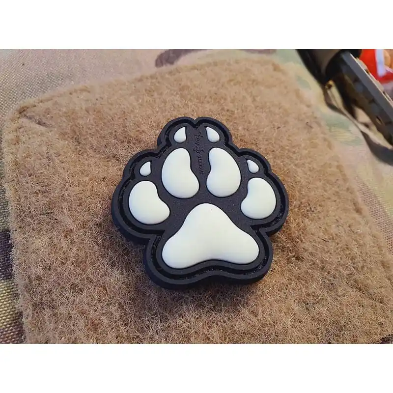 Nášivka K9 psí tlapa plastová velcro GLOW IN THE DARK Objednat Nyní